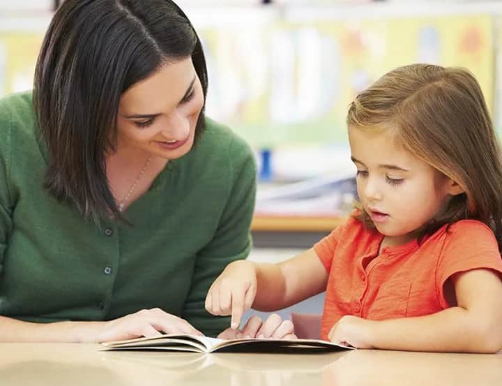 Jak wygląda indywidualne nauczanie? Odkryj jego tajniki i korzyści