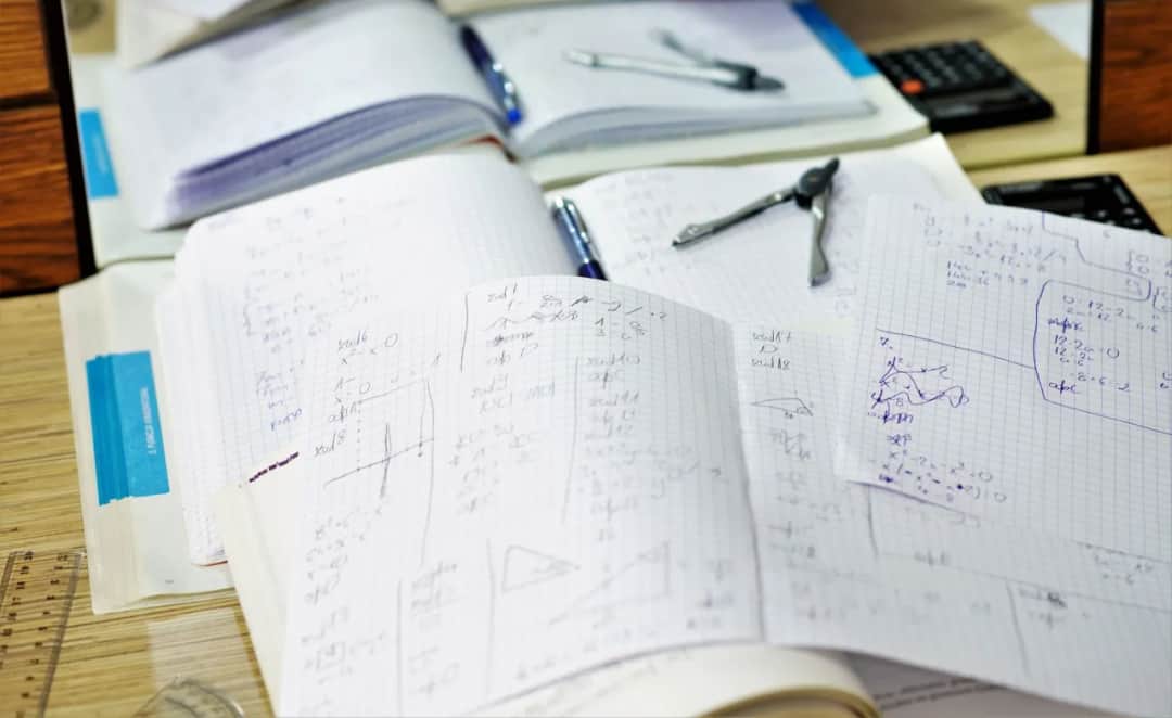 Co można wziąć na maturę z matematyki? Sprawdź niezbędne przybory