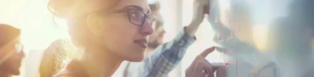 Po jakich studiach praca? Najlepsze kierunki, które zapewnią zatrudnienie