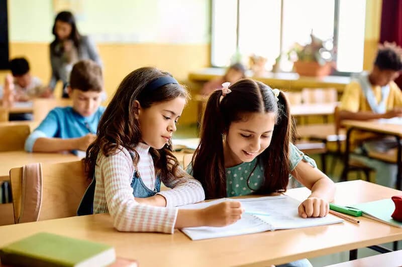 Edukacja wczesnoszkolna czy nauczanie zintegrowane - co wybrać dla dziecka?